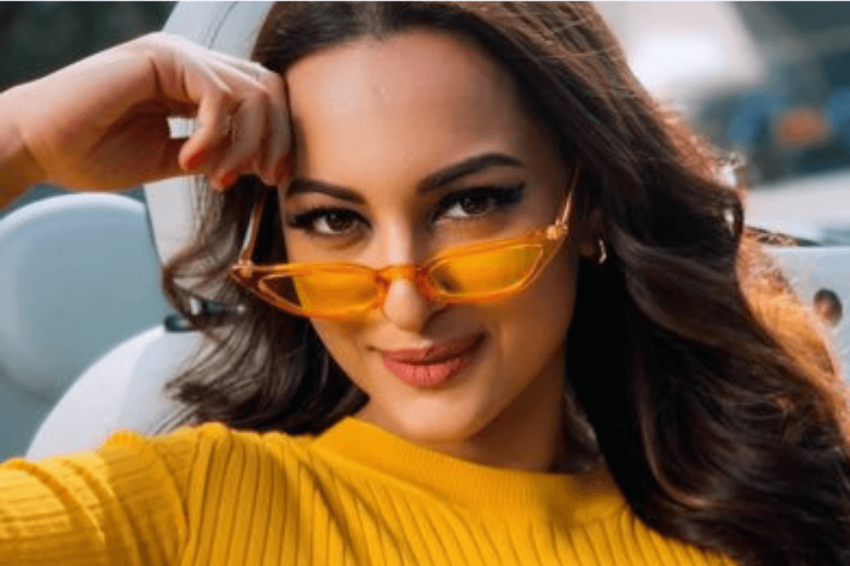 “मोटी” कहने वाले ट्रोलर्स को सोनाक्षी सिन्हा ने कहा “भाड़ में जाओ” जानिये क्या हुआ