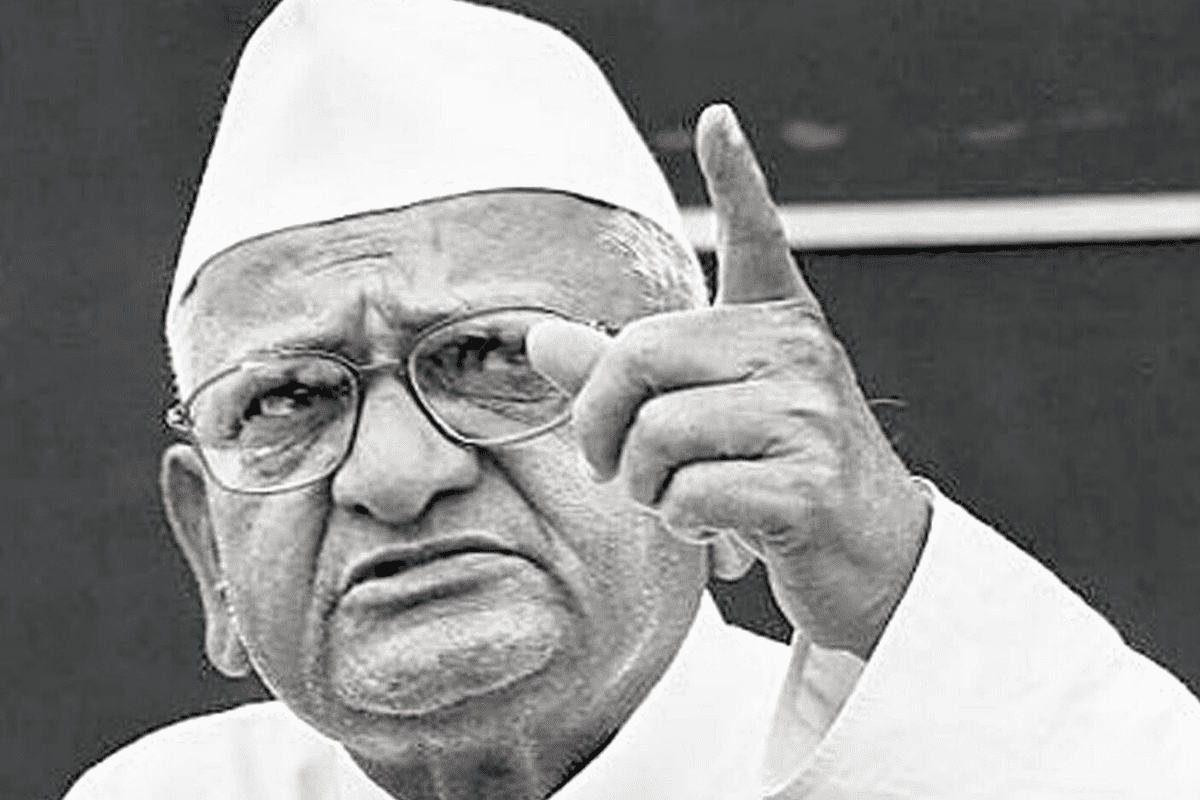 अन्ना हजारे का आंदोलन दोबारा देखना है तो सरकार कांग्रेस की लानी होगी